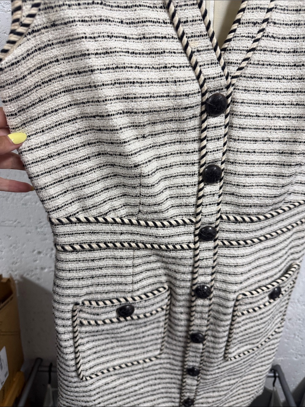 Veronica Beard Cream and Black Striped Sleeveless Tweed Mini Dress Size 2 - Picture 3 of 7